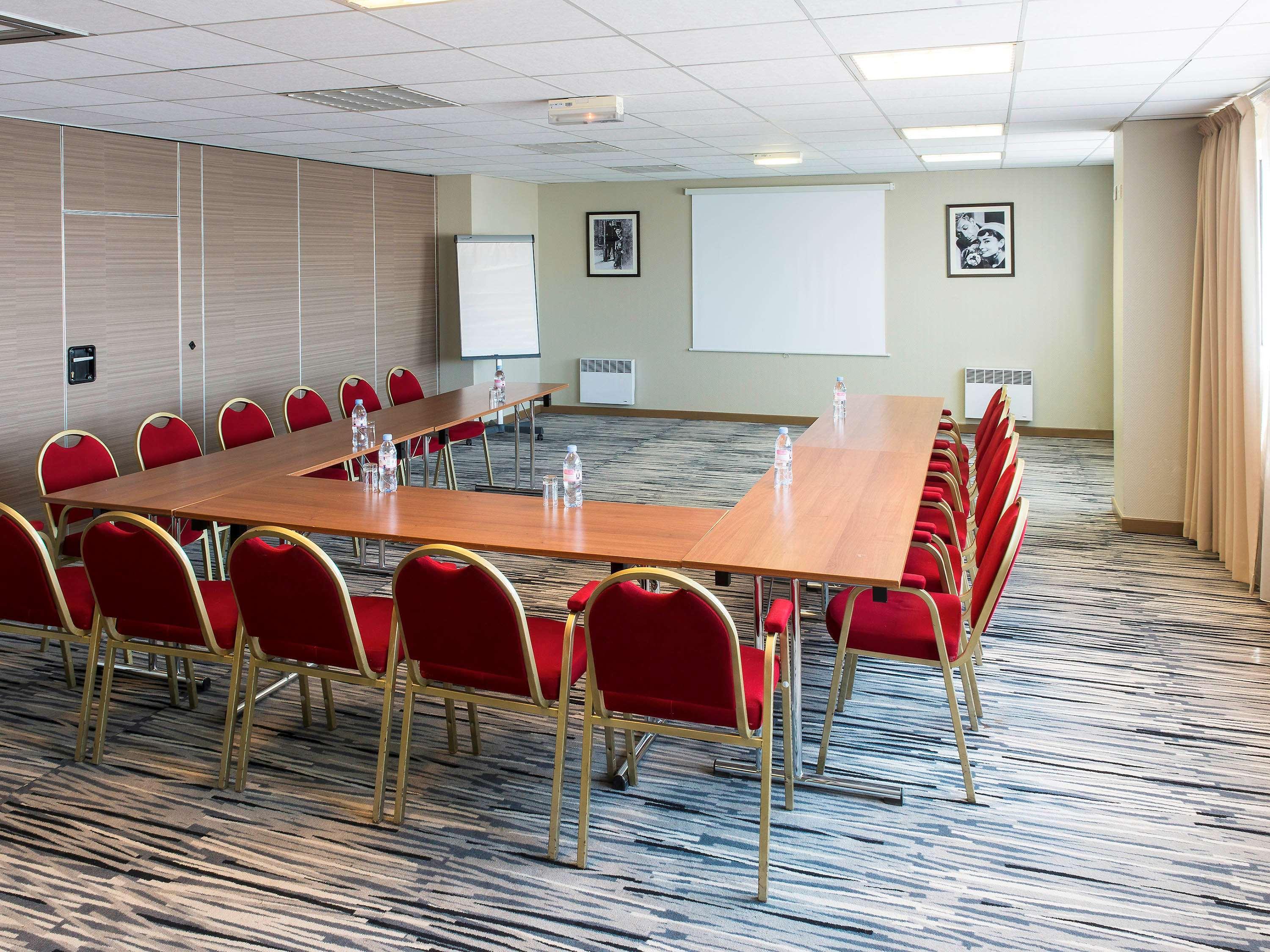 Ibis Styles Cannes Le Cannet Exterior foto