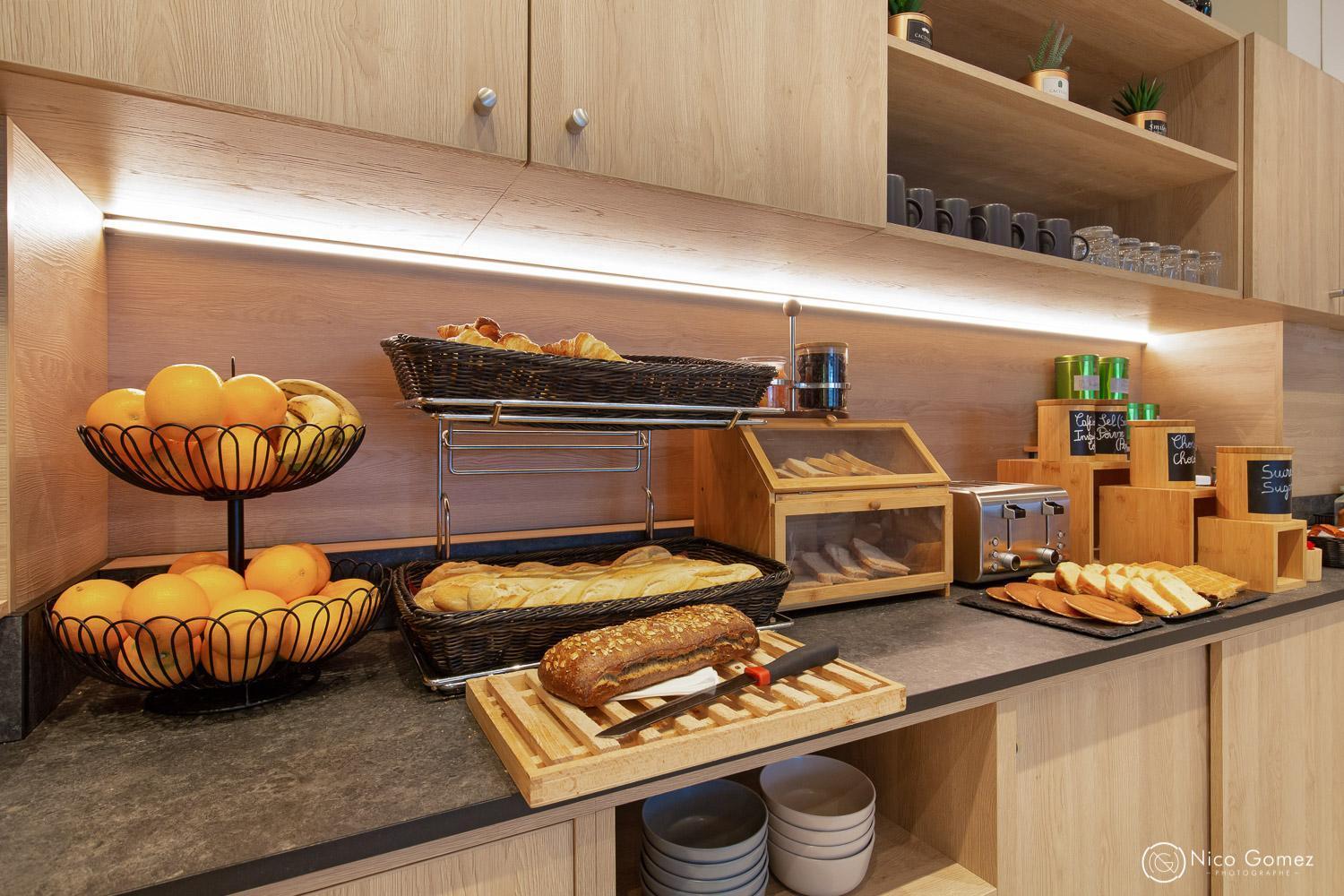 Ibis Styles Cannes Le Cannet Exterior foto