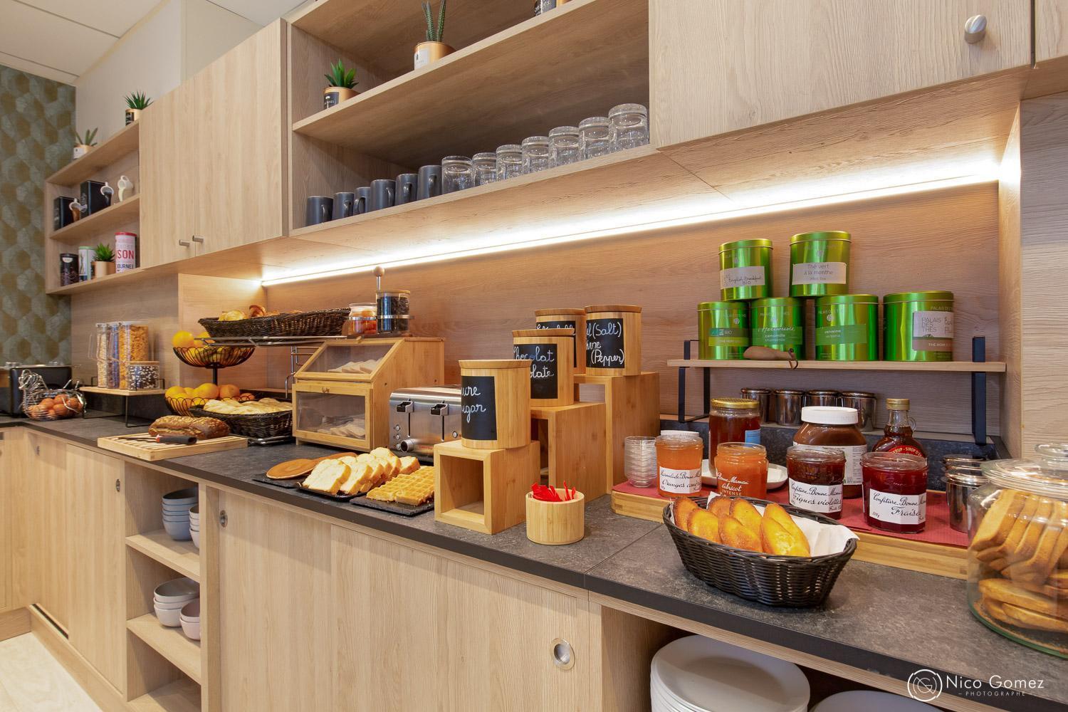 Ibis Styles Cannes Le Cannet Exterior foto